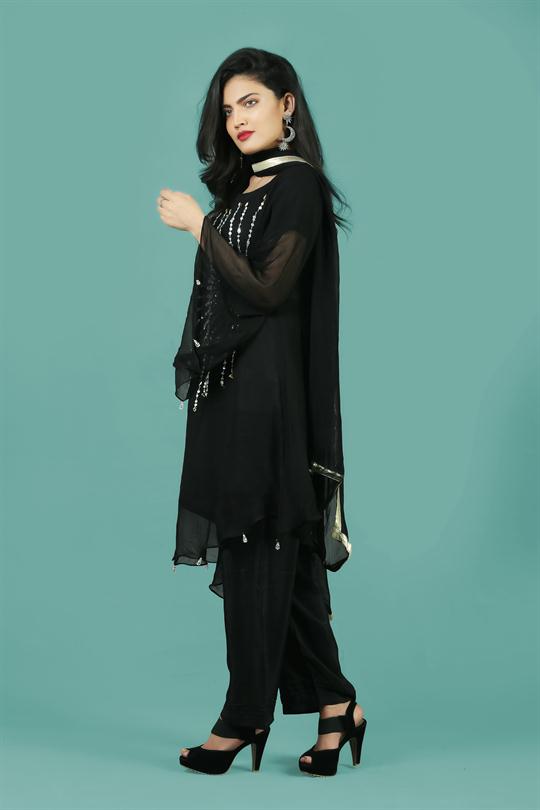 WOMEN SUITS