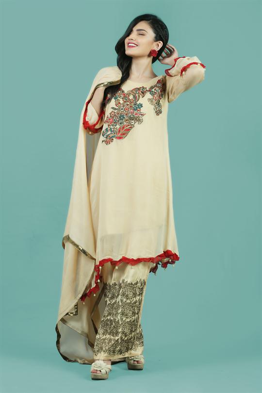 WOMEN SUITS