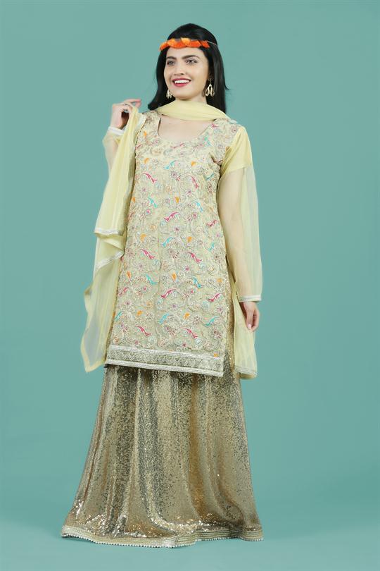 WOMEN SUITS