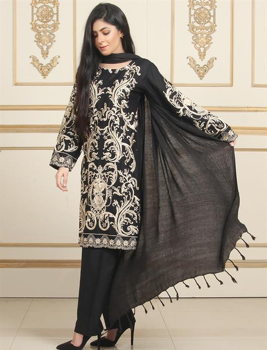 WOMEN SUITS