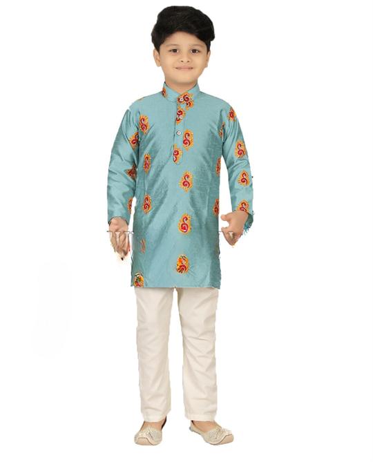 BOY'S SUITS