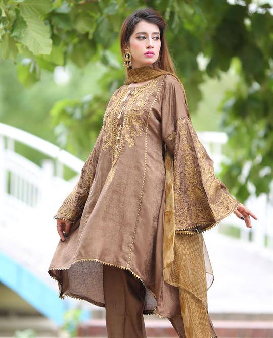 WOMEN SUITS