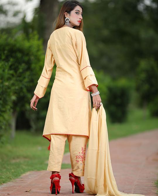 WOMEN SUITS