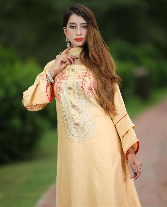 WOMEN SUITS