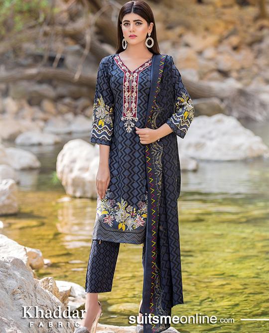 WOMEN SUITS